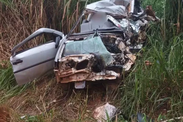 Pai, filho e enteado morrem em acidente em MG; mãe grávida perde bebê