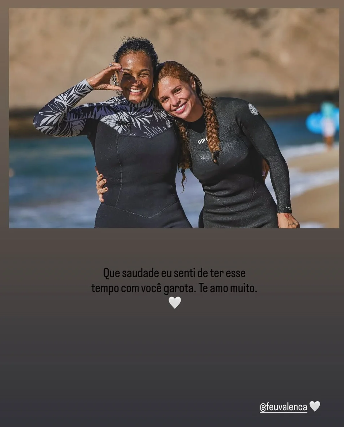 Márcia Gama Nepomuceno e Fernanda Valença surfaram juntas Márcia Gama Nepomuceno e Fernanda Valença surfaram juntas