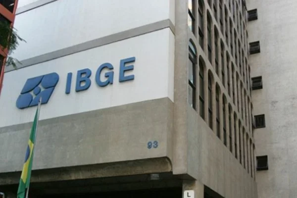 IBGE: setor de serviços fica estável em julho na comparação com junho