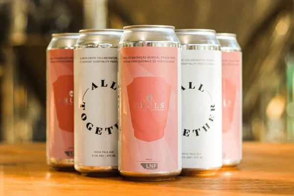Rótulos de cerveja Cruls
