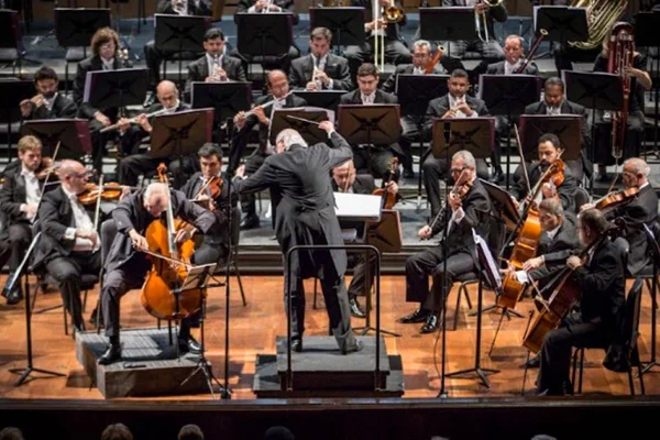 Orquestra Petrobras Sinfônica chega a Brasília e se apresenta na Catedral