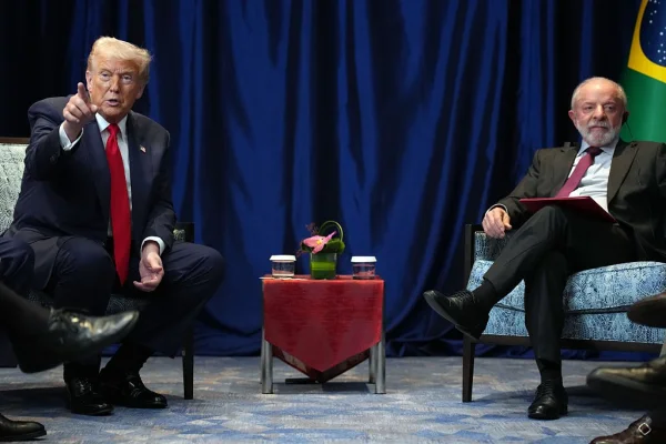 Lula fala com Trump sobre Conselho da Paz, Venezuela e ida a Washington