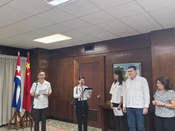 Sem petróleo, Cuba recorre a energia solar com apoio da China - destaque galeria Sem petróleo, Cuba recorre a energia solar com apoio da China - destaque galeria
