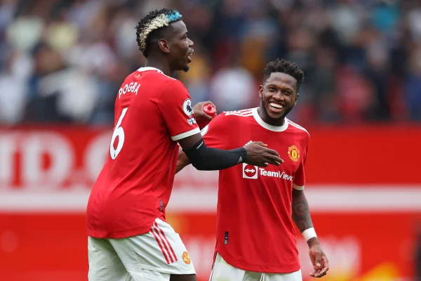 Na estreia no Inglês, United goleia o Leeds com show de português
