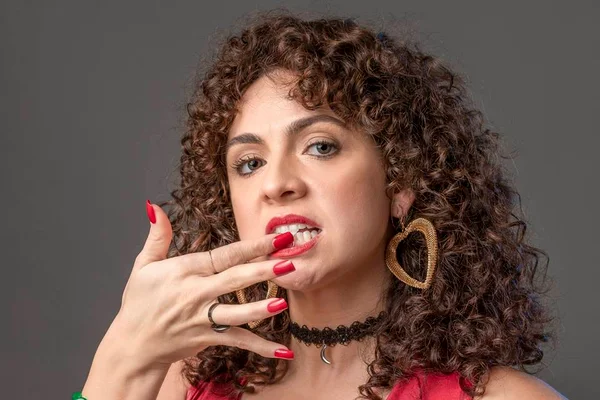 Stephany (Renata Gaspar)