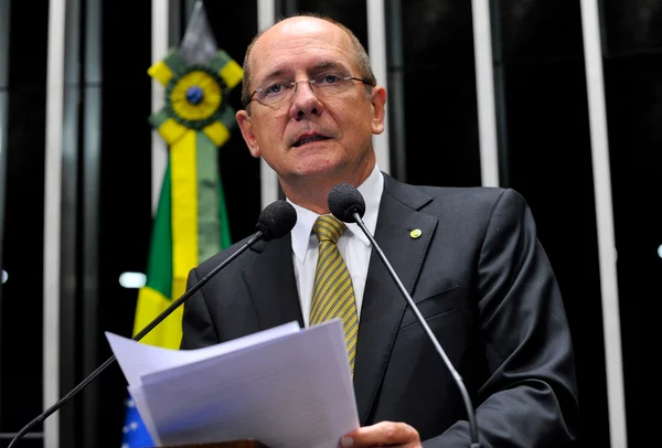 Paulo Bauer: Prisão de Mantega mostra que todos devem ser punidos