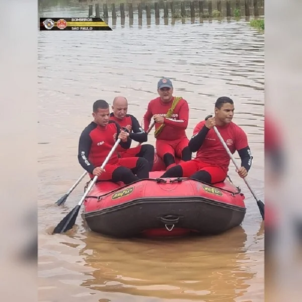 SP: jovem é levado pela chuva após ajudar no resgate de moradores
