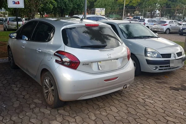 DF: polícia recupera carro usado em roubo a posto de combustível