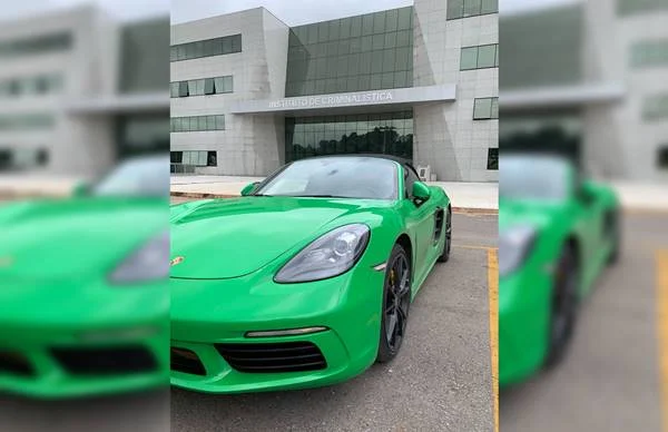 Carro apreendido