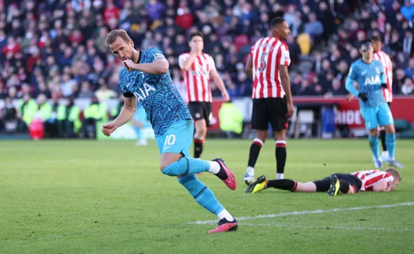 Harry Kane comemorando gol