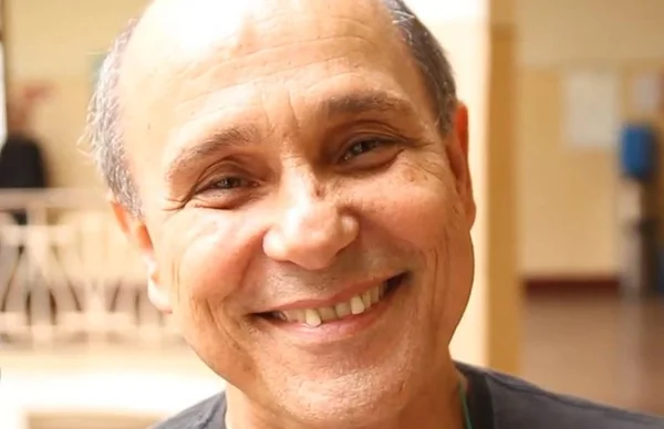 Diretor teatral Francisco Medeiros morre aos 71 anos, em SP
