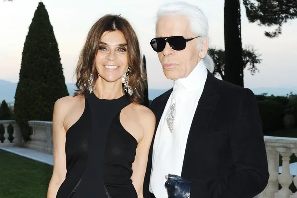Carine Roitfeld se torna colaboradora fixa da grife de Karl Lagerfeld