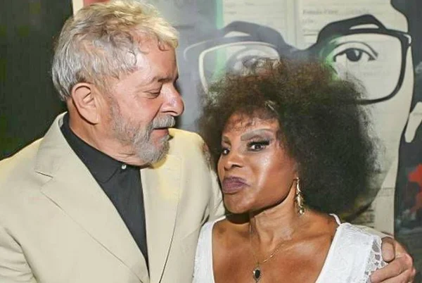 Lula sobre Elza Soares: “Sempre defendeu a democracia e boas causas”