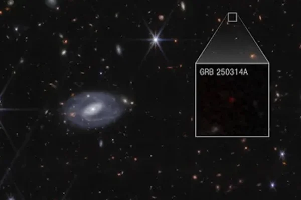 Foto com máximo zoom de supernova captada pelo telescópio James Webb - Metrópoles.