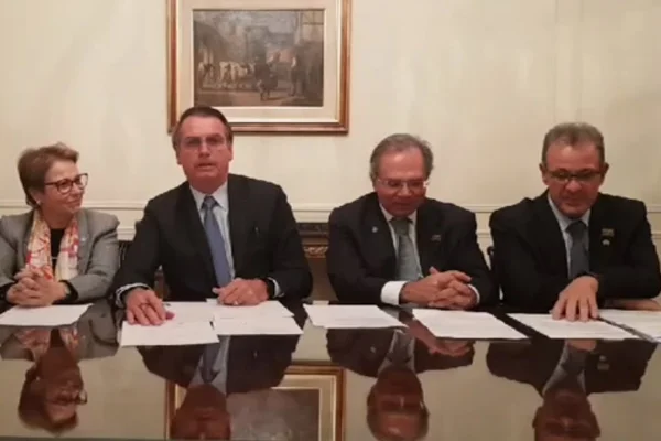 Bolsonaro e Guedes na Argentina: “Vamos botar o Mercosul pra rodar”