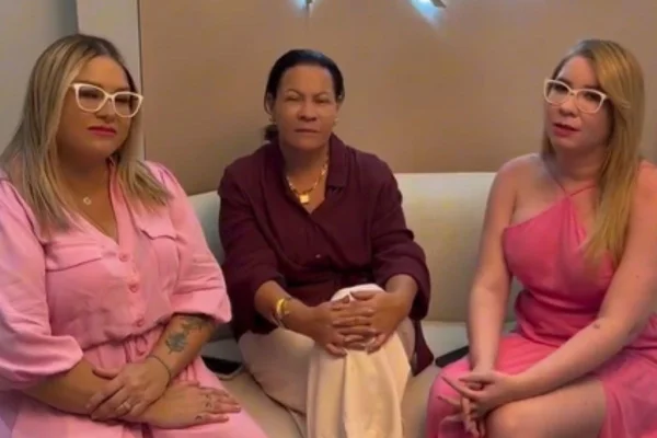 Dona Ruth nega rivalidade e aparece com sósias de Marília Mendonça