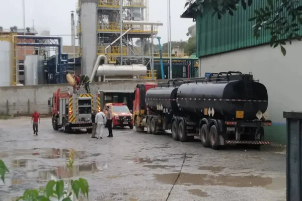 PR: funcionários são socorridos após intoxicação em empresa