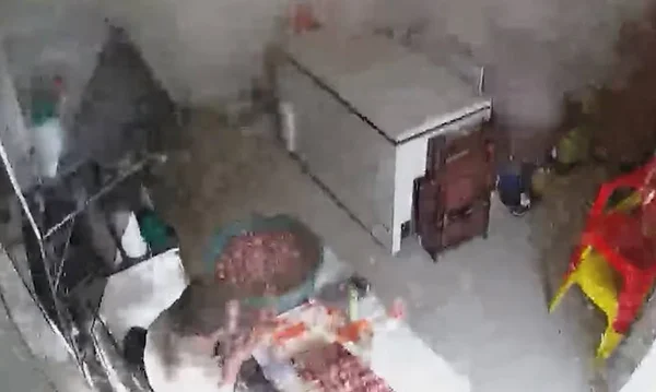 Vídeo. Panela de pressão explode em restaurante no DF: “Susto grande”