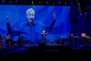 Caetano canta no Festival Estilo Brasil