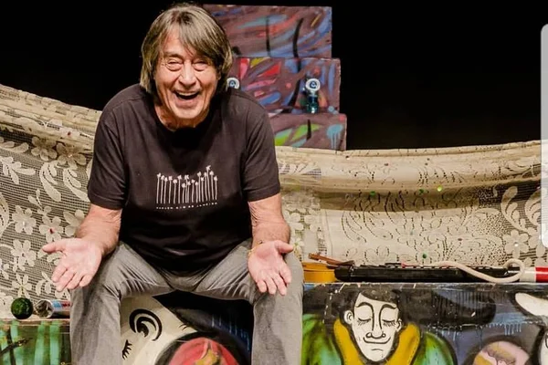 Sarau celebra 80 anos do diretor teatral Hugo Rodas