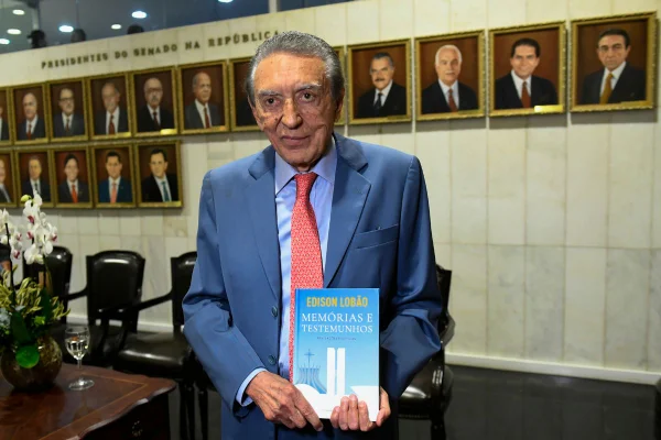 Lançamento do primeiro livro do ex-senador Edison Lobão: Memórias e Testemunhos – Revelações Políticas.