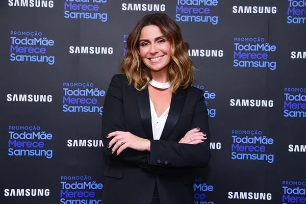 Giovanna Antonelli é cortada de novela da Globo por pressão interna