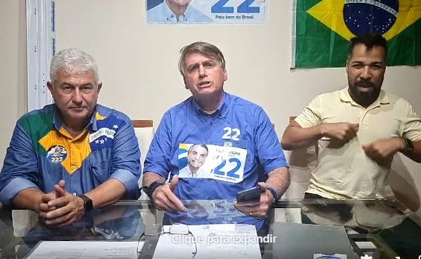 Bolsonaro: “Militares garantirão eleitor a votar de verde e amarelo”