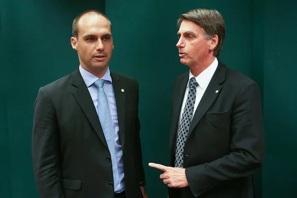 No feriado, governo aposta nas redes sociais para divulgar Previdência
