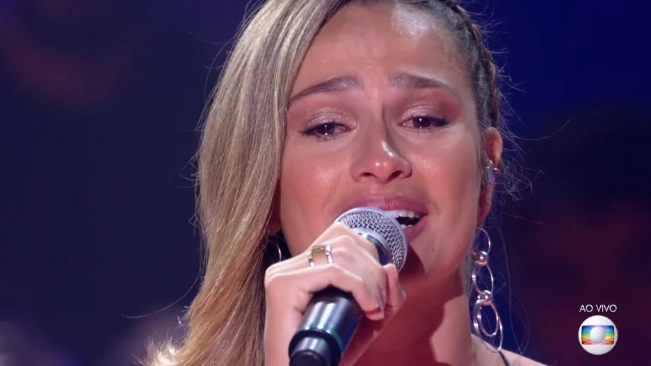 <b> Camilla Marotti </b> apostou na conhecida Close To You, do grupo Carpenters, mas não foi suficiente para garantir o voto do público ou para ser salva pela técnica Ivete Sangalo. Rebeca Lindsay mostrou que não tem medo de arriscar e entoou o dificílimo Somebody To Love, do Freddie Mercury. O público reconheceu a bela apresentação e 55% dos votos para que ela seguisse na competição. Samara Alves decidiu homenagear Cássia Eller em sua apresentação, com a música Por Enquanto, e foi escolhida pela baiana <b> Camilla Marotti </b> apostou na conhecida Close To You, do grupo Carpenters, mas não foi suficiente para garantir o voto do público ou para ser salva pela técnica Ivete Sangalo. Rebeca Lindsay mostrou que não tem medo de arriscar e entoou o dificílimo Somebody To Love, do Freddie Mercury. O público reconheceu a bela apresentação e 55% dos votos para que ela seguisse na competição. Samara Alves decidiu homenagear Cássia Eller em sua apresentação, com a música Por Enquanto, e foi escolhida pela baiana