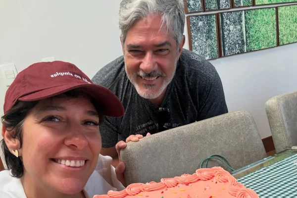 Bolo de aniversário da esposa de William Bonner faz sucesso nas redes