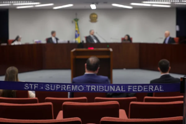 Primeira Turma do Supremo Tribunal Federal (STF) retoma, nesta terça-feira (16:12), o julgamento da Ação Penal 2693, que trata do Núcleo 2 da tentativa de golpe de Estado - Metrópoles
