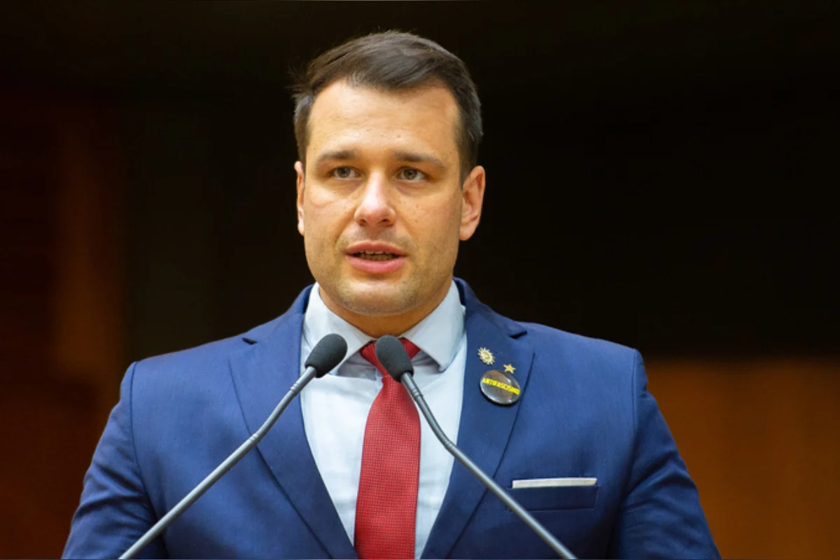 Justiça condena ex de deputado do PT por falsa denúncia de agressão - imagem 1 Justiça condena ex de deputado do PT por falsa denúncia de agressão - imagem 1