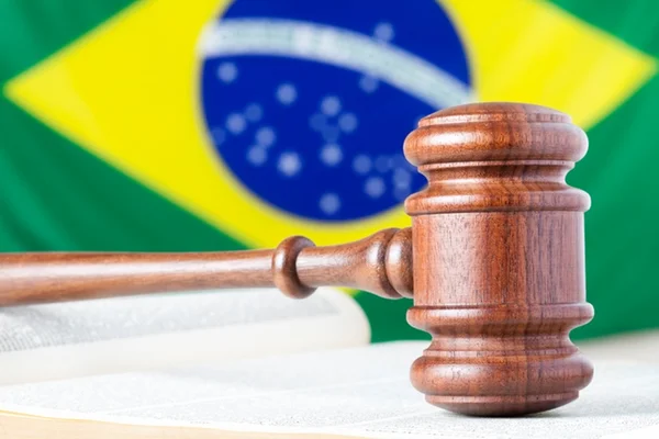 Apenas 1% dos réus com foro privilegiado são condenados, diz pesquisa