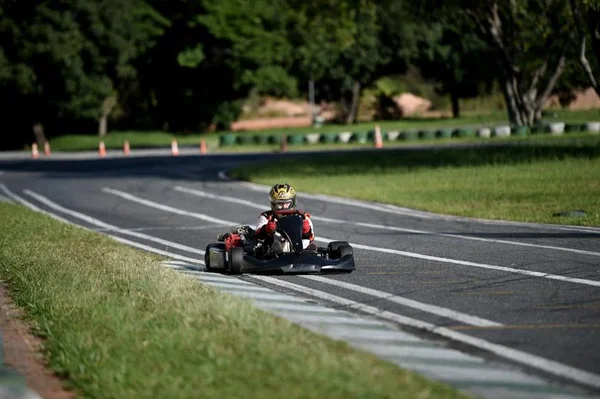 Empresa pagará R$ 109,58 por dia para administrar Kartódromo do Guará
