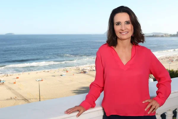 Andrea Natal, diretora do Copacabana Palace, fala do “novo luxo”