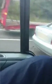Ele acabou flagrando um casal em alta velocidade