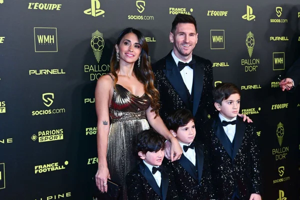 Bola de Ouro tem Messi “na beca” e até presença do Homem-Aranha