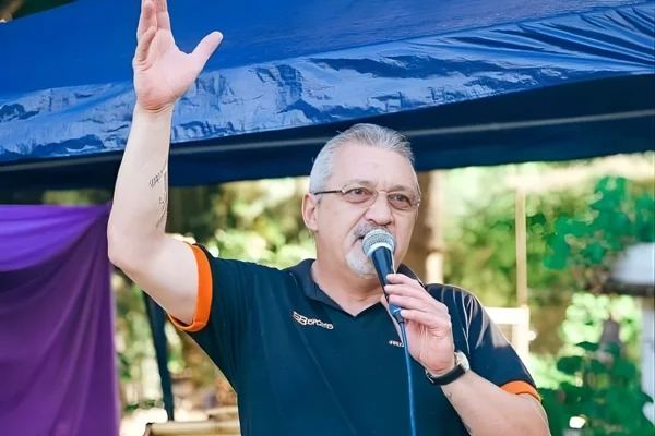 Ogier Rosado, de 64 anos, pai de uma das vítimas do incêndio na Boate Kiss