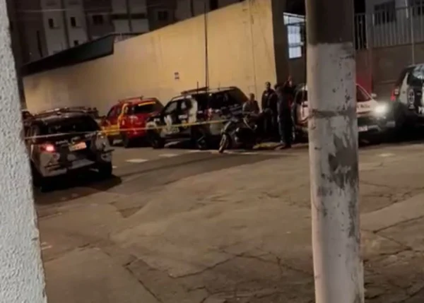 PMs são baleados na zona norte