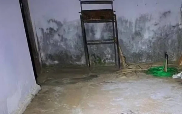 imagem colorida local onde corpo de adolescente foi encontrado com quase 30 facadas