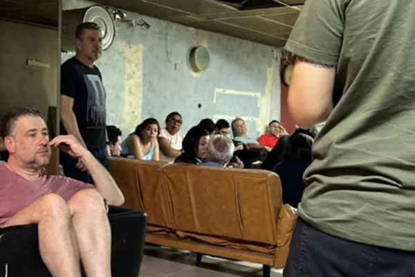 Imagem coloirda de bunker que prefeitos estão em Israel - Metrópoles