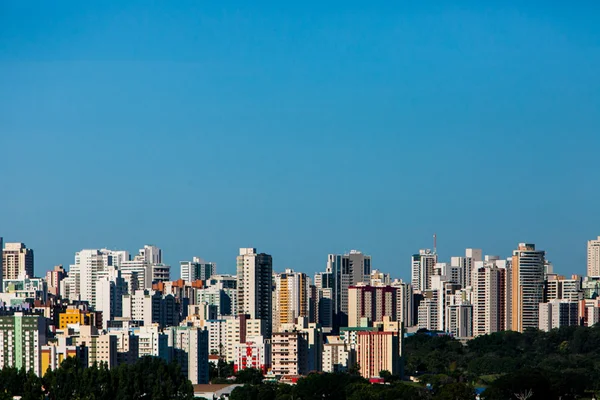 Mudança na lei prevê comércio em casas. Conheça as novidades da Luos