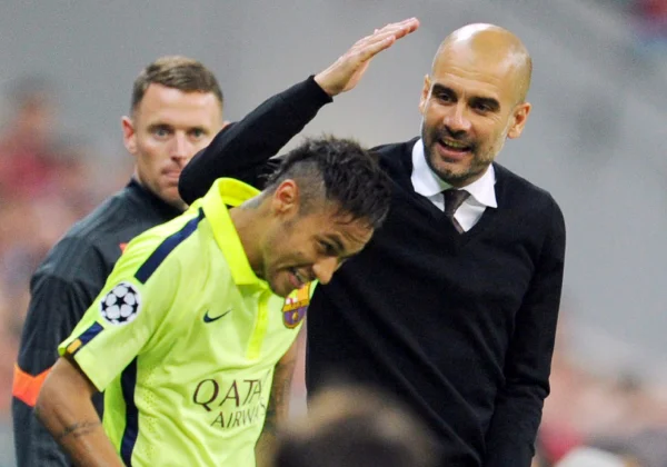 Foto colorida de Neymar e Guardiola - Metrópoles