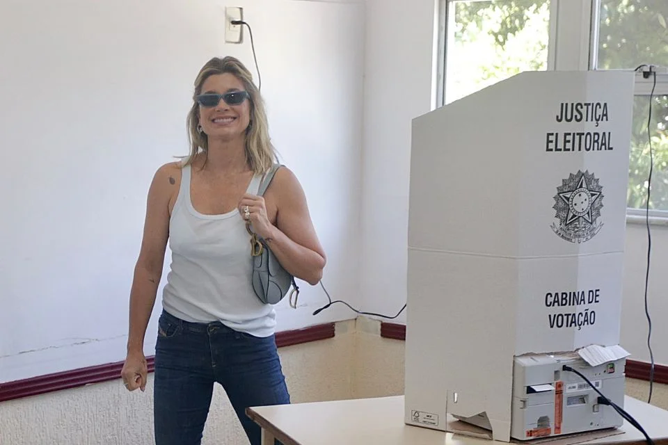 Flávia Alessandra Flávia Alessandra