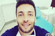 O dentista protético Christian Eduardo Corsi O dentista protético Christian Eduardo Corsi