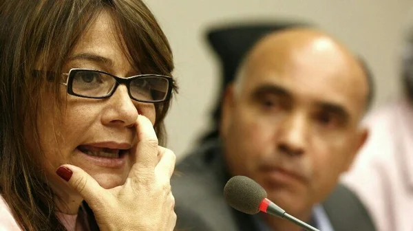 Secretária diz: “Se for o caso”, pagará voo do filho em helicóptero