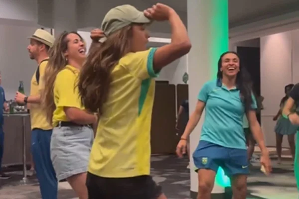 Olimpíadas: Marta e Rayssa Leal dançam Voando pro Pará, de Joelma