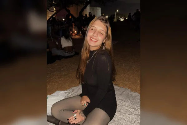 Foto de Paola Cieglinksi, de 20 anos, jovem com emetofobia - Emetofobia: saiba como é a vida de jovem que vive com pânico de vômito - Metrópoles