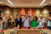 O candidato ao Governo do Distrito Federal, Ricardo Cappelli, participa de evento na sede do PSB, em Brasília, nesta quinta-feira (13) O candidato ao Governo do Distrito Federal, Ricardo Cappelli, participa de evento na sede do PSB, em Brasília, nesta quinta-feira (13)