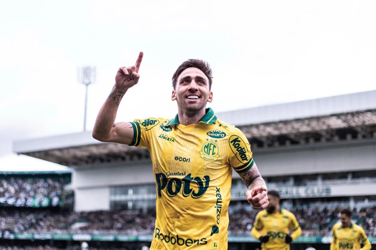 O Mirassol venceu o Coritiba pelo Brasileirão O Mirassol venceu o Coritiba pelo Brasileirão